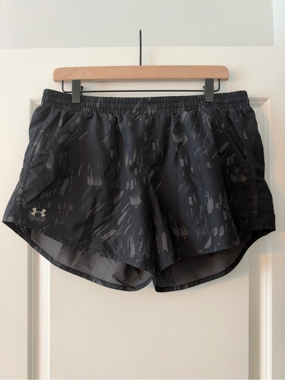 Under Armour Black Graphic Athletic Running Shorts